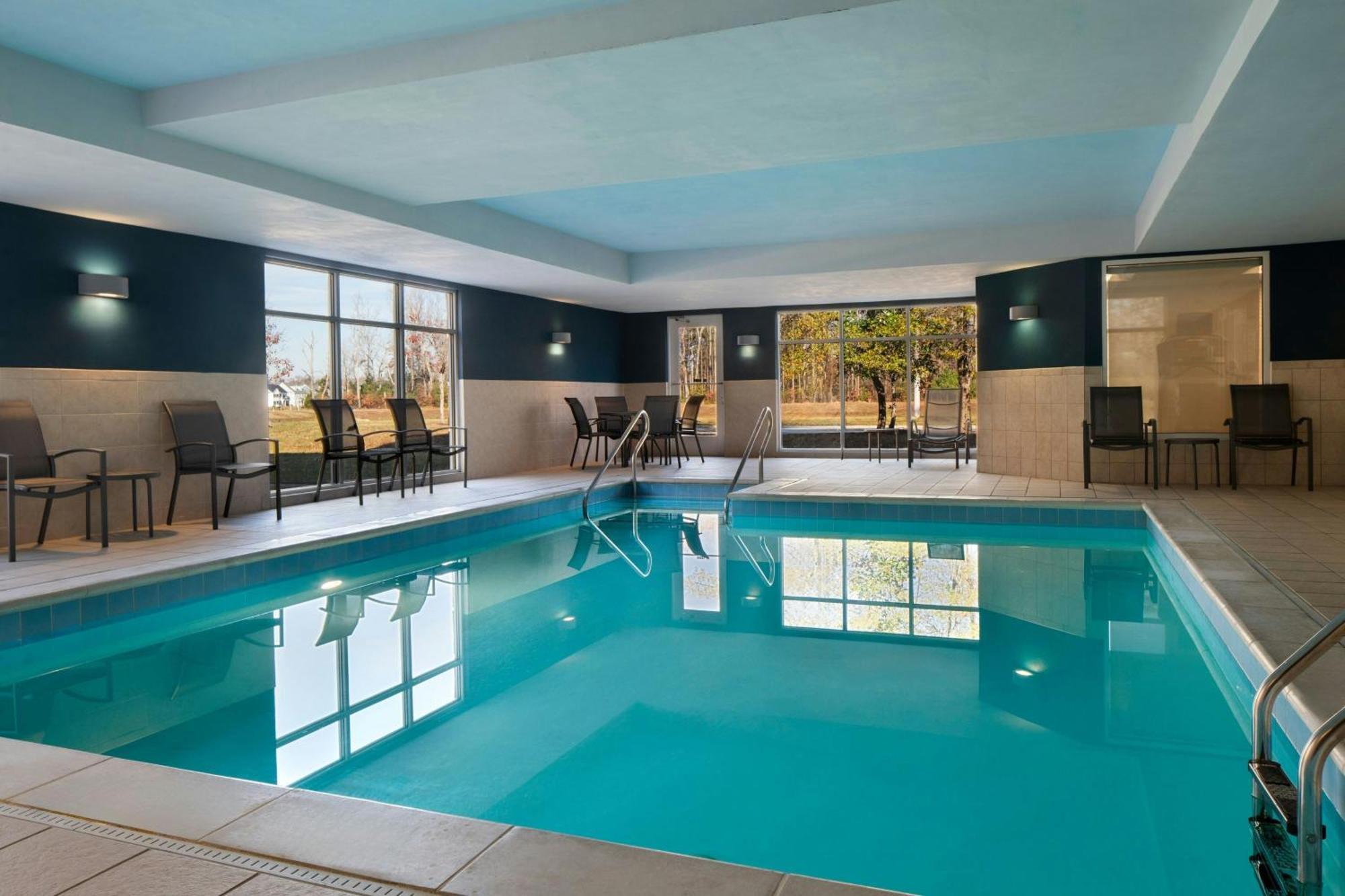 Fairfield Inn & Suites By Marriott Chesapeake Suffolk Ngoại thất bức ảnh